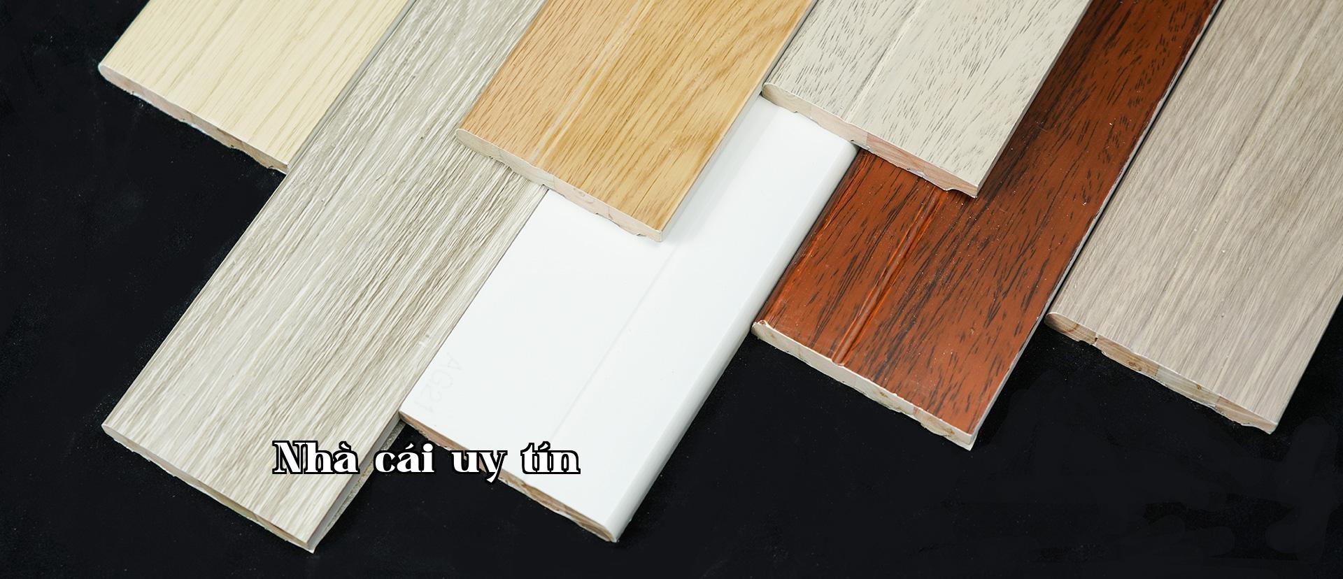 Tấm chân tường sơn gỗ keo AG