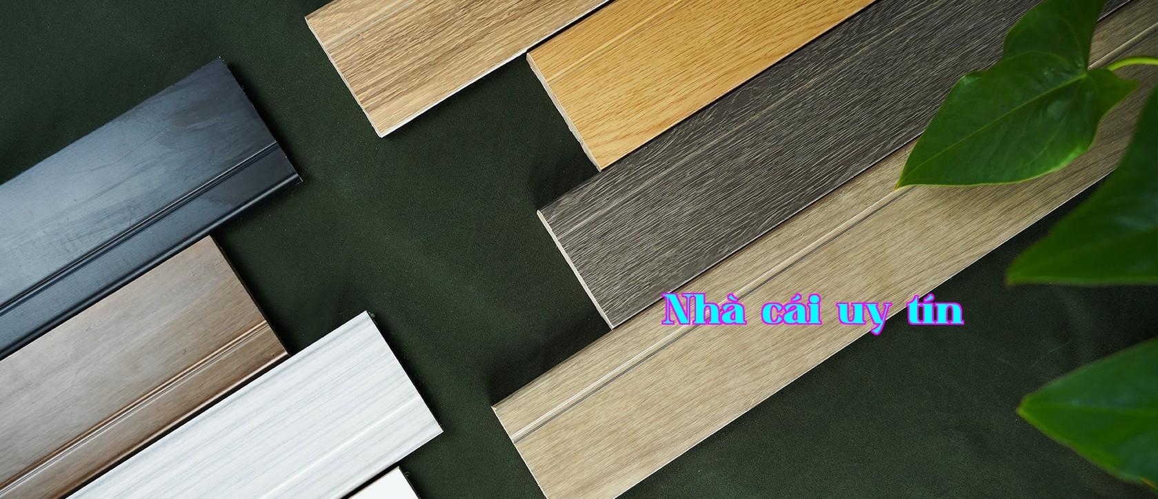 Tấm chân tường sơn gỗ keo AG