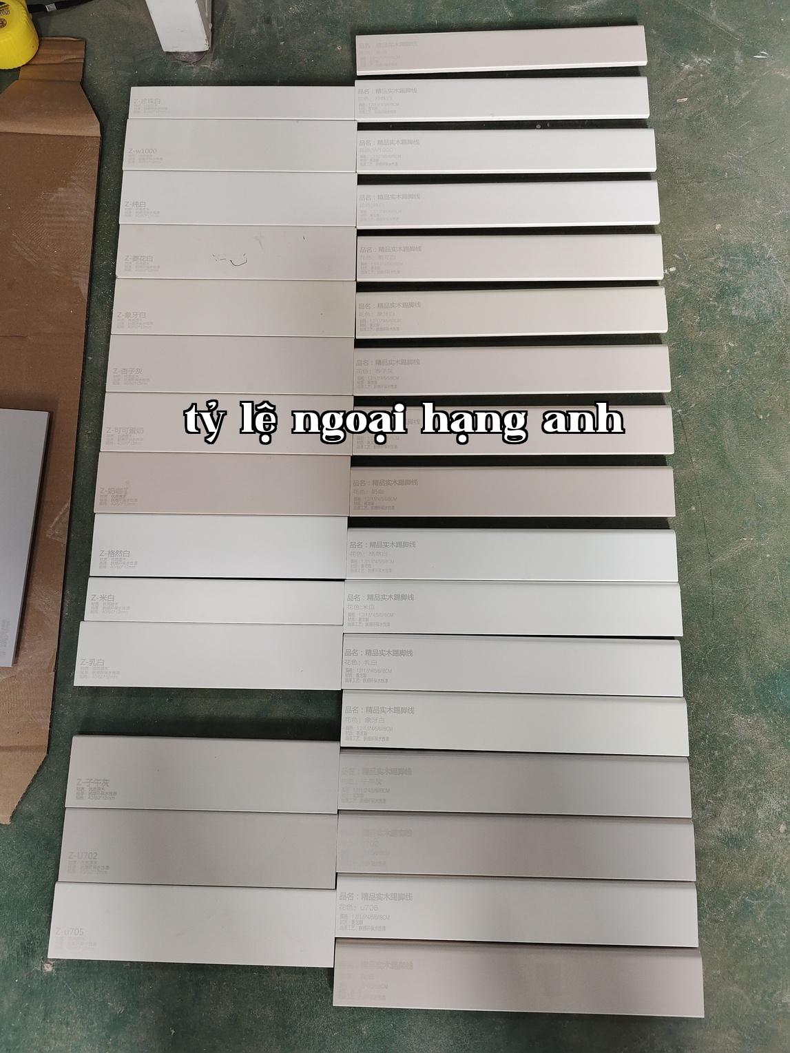 Tấm chân tường gỗ tự nhiên màu sắc Lập Bang (Phòng Long)